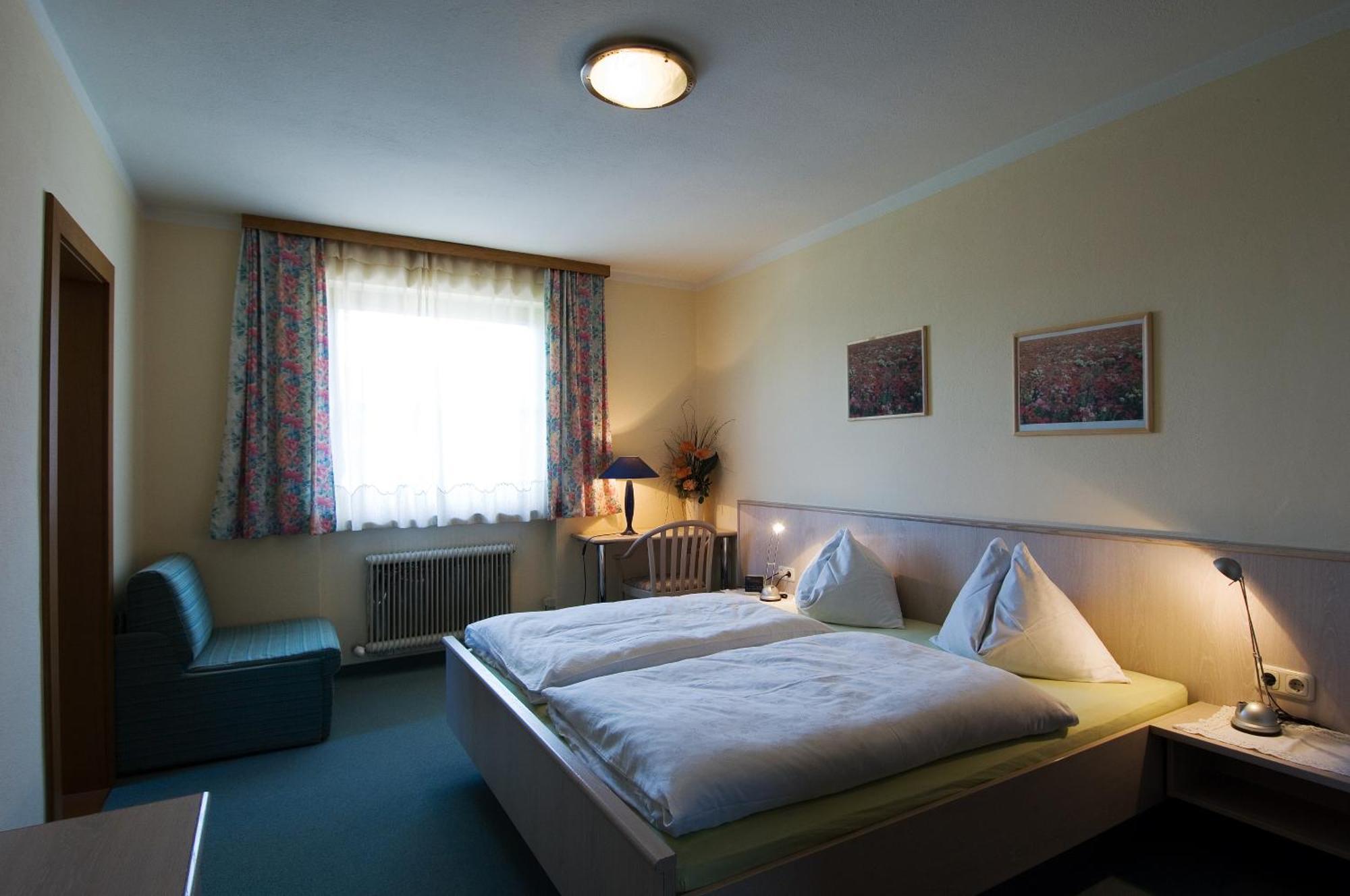 Pension Schenkenfelder Бад Хэринг Номер фото