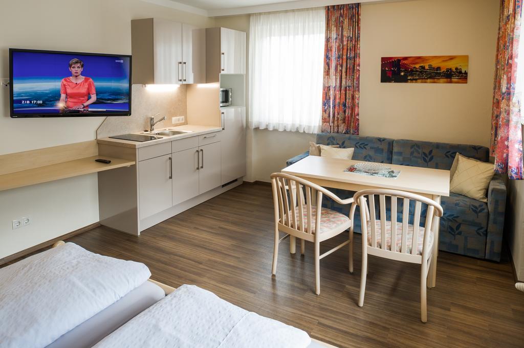 Pension Schenkenfelder Бад Хэринг Номер фото